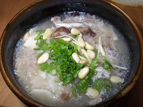 Korean soup-Samgyetang-13.jpg